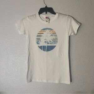 NEW Island Girl Maui T Shirt size medium 
White Hawaii Top Beach Palms